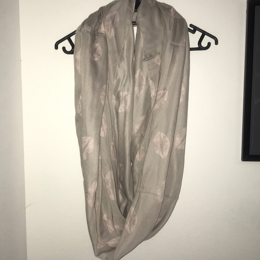 Scarf